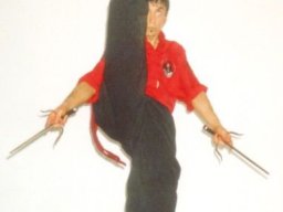 216_Cold_Weapons_2004