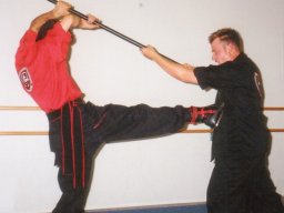 218_Cold_Weapons_2004